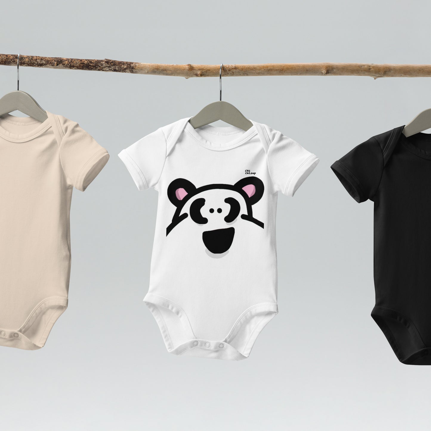 Babystrampler aus 100 % Bio-Baumwolle / LEVEL 1: ANTON PANDA